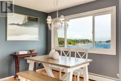 PANORAMIC OCEAN and mountain VIEWS from every room! This bright 2-bedroom, 1-bathroom condo offers u...