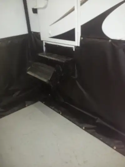 Calgary-based manufacturer of custom RV skirts and covers. Insulated skirts are manufactured out of...