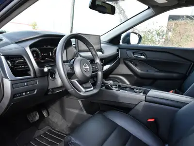 2024 Nissan Rogue SL | Leather Seats | Nav | 360 Camera | Moonro, View more