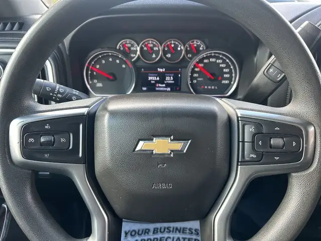 2020 Chevrolet SILVERADO 2500HD LT 4WD Crew Cab Cap Ladder Racks in Cars & Trucks in Oakville / Halton Region - Image 13