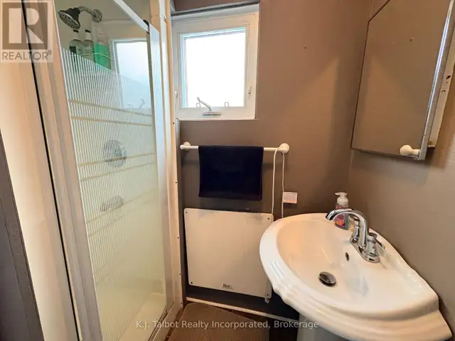 9 RAVINE PARK ROAD N Central Huron (Goderich), Ontario in Houses for Sale in Grand Bend - Image 15