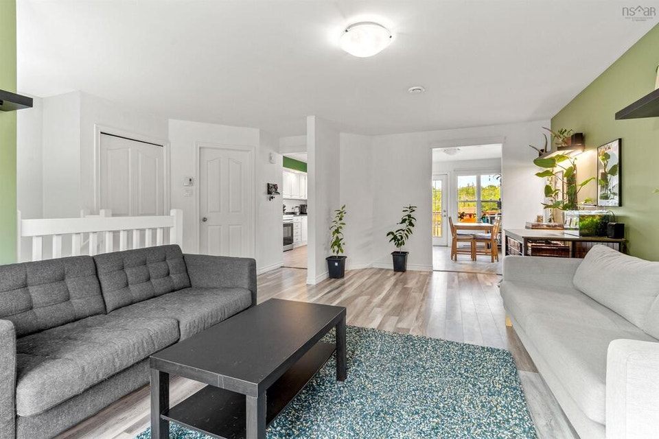 3 Bed / 2 Bath House for Rent in Lower Sackville 4