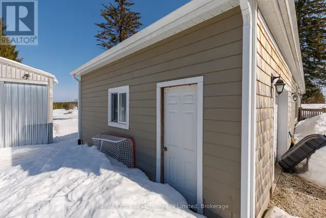 1046 COUNTY 124 ROAD N Clearview (Singhampton), Ontario in Houses for Sale in Oakville / Halton Region - Image 6