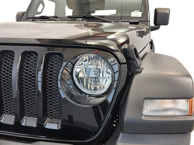 2022 Jeep Wrangler Sport S CARPLAY SIEGES/VOLANT CHAUFFANTS dans Autos et camions  à Laval/Rive Nord - Image 3
