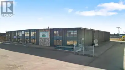 Landlord willing to contribute to TI! Position your business for success in this 22,751 sqft industr...