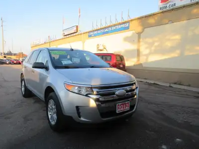 2012 Ford Edge SE. 3.5 L 6 Cylinder ENGINE. FWD……SUV…..Phone…….Great service record…..AUX Great, Ext...