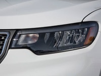 Only 24 Miles! This Jeep Compass has a dependable Intercooled Turbo Regular Unleaded I-4 2.0 L/122 e... (image 9)
