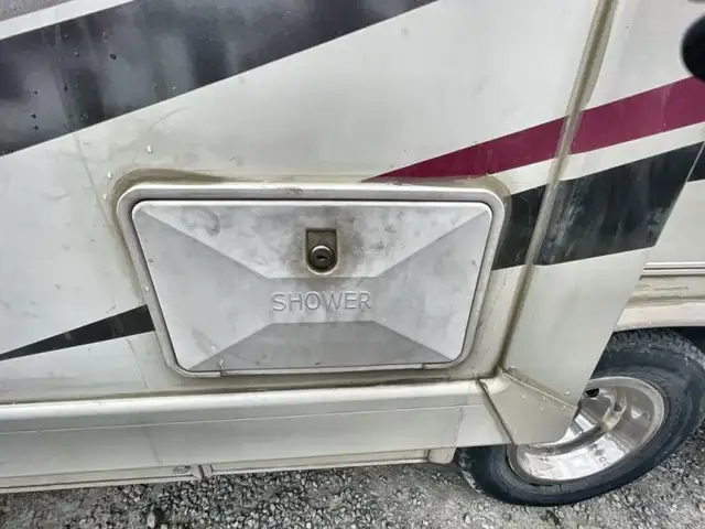 2020 Thor Motor Coach Chateau 28Z in RVs & Motorhomes in Kamloops - Image 25