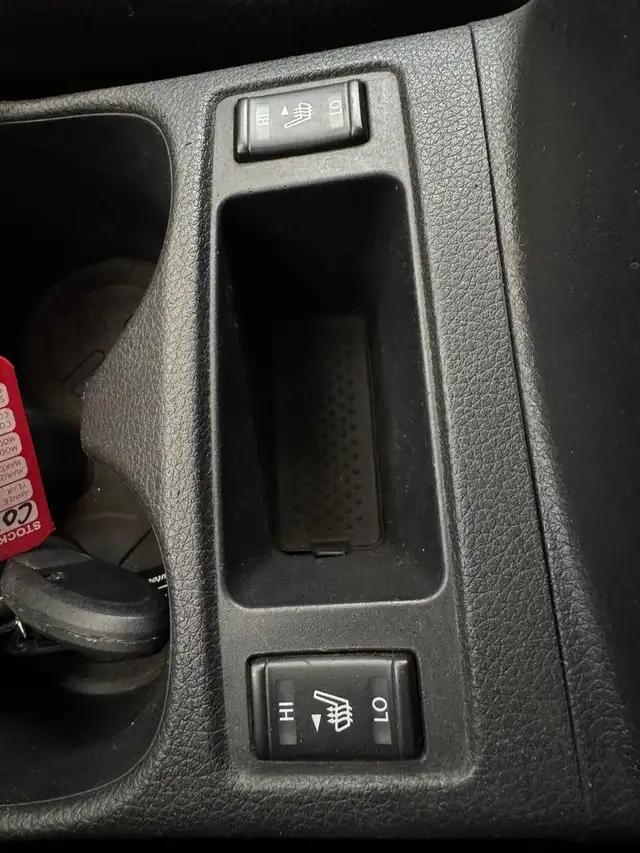 2016 Nissan Rogue AWD 4dr SV in Cars & Trucks in Longueuil / South Shore - Image 22