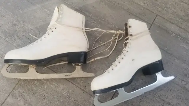 Lange Carina Ladies Figure Ice Skates Size 8.5 or 9 Womens in Skates & Blades in City of Toronto - Image 9