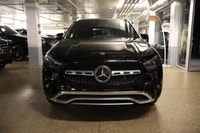This Mercedes-Benz GLA 250 has a powerful Intercooled Turbo Gas/Electric I-4 2.0 L/121 engine poweri... (image 2)