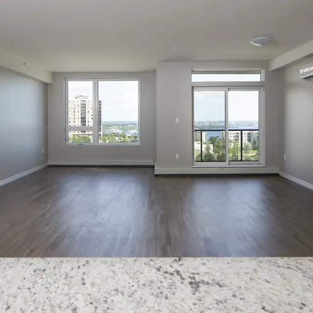 AMAZING 1 BED + DEN AVAILABLE in Long Term Rentals in City of Halifax - Image 2