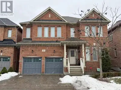 Large Primary Bedroom Ensuite In The Convenient Markham Wismer Community With One Garage Parking Spa...