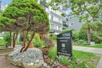 Sundowner Apartments is located in Vancouver's West End. Only two blocks from beautiful English Bay... (image 3)