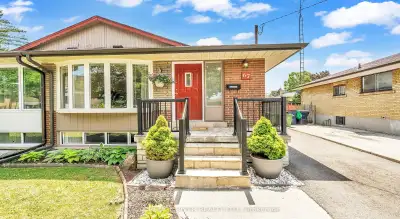 Price: $839,000 / $3,183/mo Welcome your family home to this bright and spacious 3-bedroom solid bri...