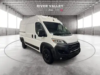 TRAILER SWAY CONTROL, ILLUMINATED ENTRY, REMOTE KEYLESS ENTRY, TRACTION CONTROL, ELECTRONIC STABILIT...