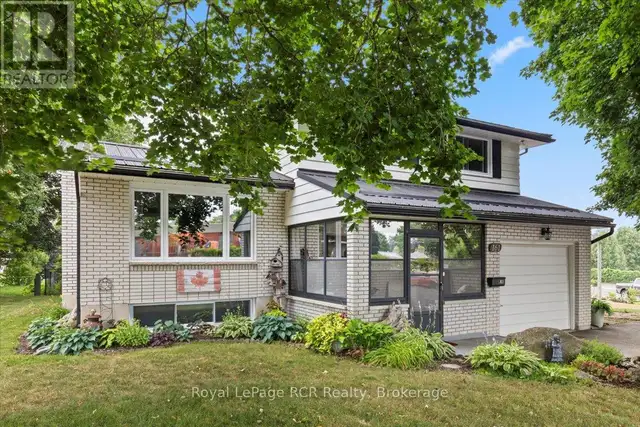 161 6TH STREET Hanover, Ontario in Houses for Sale in Owen Sound - Image 4