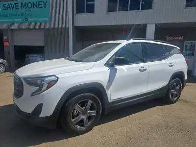 2020 GMC Terrain SLE — Clean, Comfortable & Ready to Go! Looking for a stylish SUV that’s reliable,...