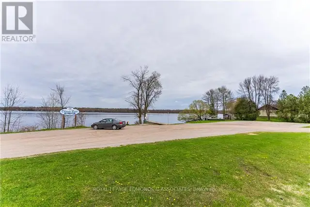 0 BUTTERNUT Whitewater Region, Ontario in Land for Sale in Pembroke - Image 10
