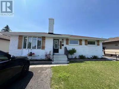 Beautifully Updated 5-Bedroom Bungalow with Basement Kitchen – 1,220 Sq. Ft. of Versatile Living Spa...