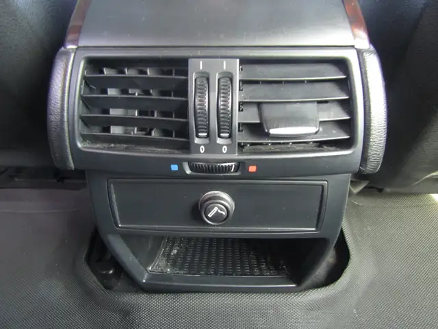 2009 BMW X5 XDrive30i ,7 Pass, Pano, Leather, Memory, Alloy, *Ce in Cars & Trucks in Mississauga / Peel Region - Image 28