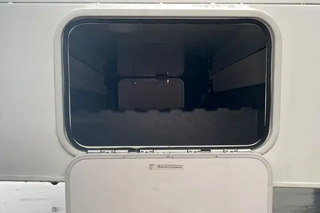 2019 Forest River Sunseeker 2420MS – Pre-Owned Class C Motorhome in RVs & Motorhomes in Red Deer - Image 13