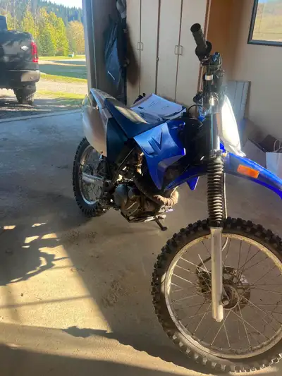 Dirt Bike Yamaha TTR-230 New Battery and Battery tender Newer tires Loud Exhaust Runs good once warm...