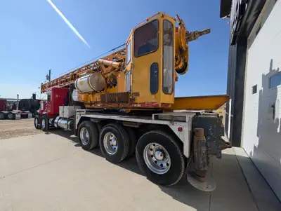 Pour assistance en Francais, SVP applez Chris 780-266-8827, merci beaucoup. 2012 WATSON 2500TM 1 Own...