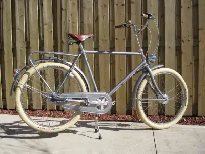 Men's Velorbis Scrap Deluxe bicycle direct from Denmark. New. Bought many years ago and stored in my...