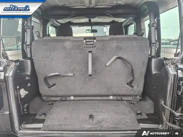 2022 Jeep Wrangler Sport 4X4 | Hard Top | Auto | A/C | CarPlay in Cars & Trucks in Guelph - Image 11