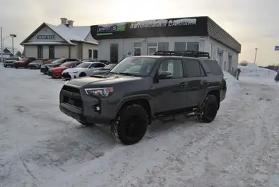 TRD PRO, top of the line, navigation, backup camera, heated leather seats, mag wheels, roof rack, ru...