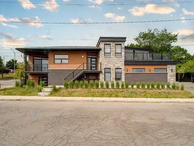 7 Rue Mutchmore, #2 Gatineau (Hull), Quebec