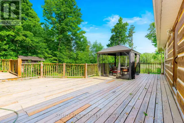 261 LACOURSE LANE Lanark Highlands, Ontario in Houses for Sale in Ottawa - Image 37