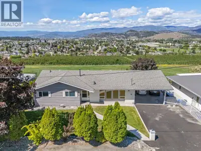 Perfect for investors, families, or buyers seeking mortgage-helper potential, this well-maintained h...