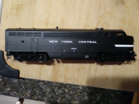 NEW YORKER HO SCALE ENGINE