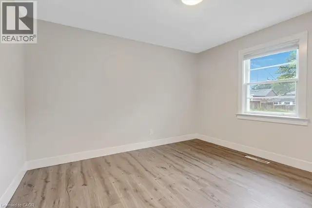 290 MELROSE Avenue Kitchener, Ontario in Houses for Sale in Kitchener / Waterloo - Image 17