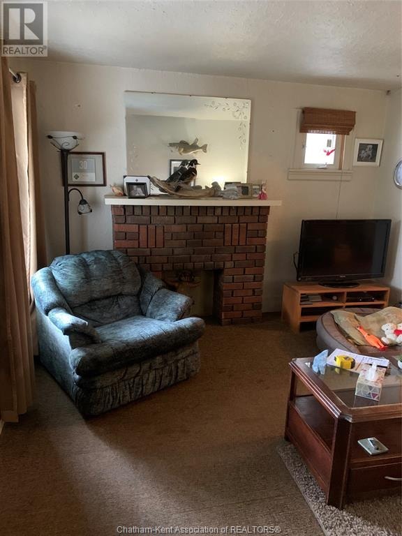 259 McNaughton AVENUE East Chatham, Ontario Houses for Sale Chatham