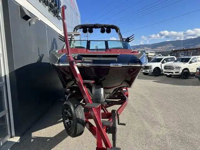 2024 Mastercraft X24 in Powerboats & Motorboats in St. Albert - Image 4