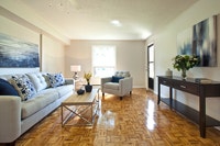 SPACIOUS 3 BEDROOM APARTMENT FOR RENT IN WHITBY! SELECT APARTMENTS FULLY RENOVATED WITH PREMIUM UPGR... (image 5)