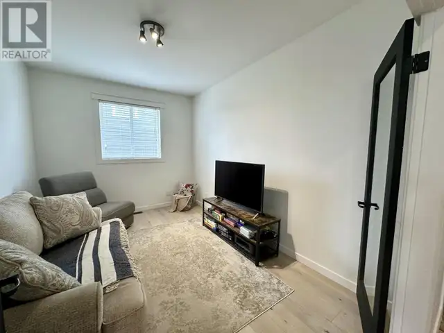 3272 TURNER WAY Smithers, British Columbia in Houses for Sale in Smithers - Image 15