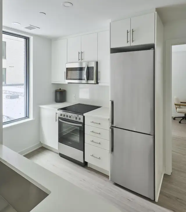 1-Month Rent Free - 2 Bed 2 Bath in the Heart of Centretown62864749470849123