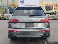 This Audi Q5 boasts a Intercooled Turbo Gas/Electric I-4 2.0 L/121 engine powering this Automatic tr... (image 3)