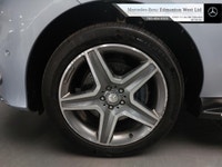 Premium Pkg | Sport Pkg | Intelligent Drive Pkg | LED Intelligent Lighting System | Panoramic Sunroo... (image 5)