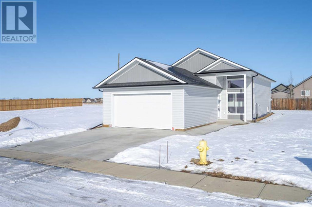 5514 14 Street Lloydminster, Alberta in Houses for Sale in Lloydminster - Image 2