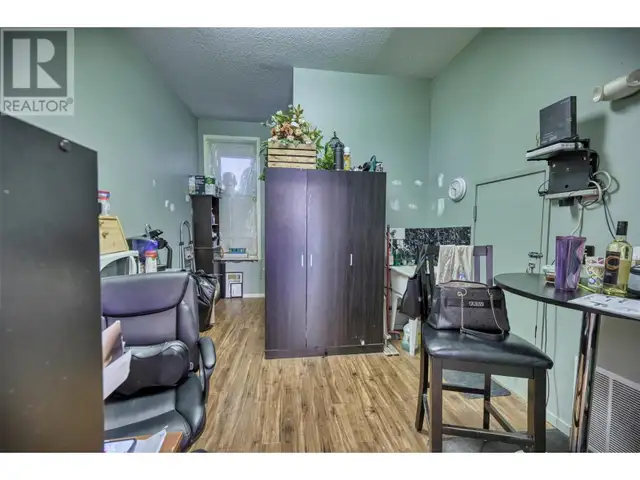 8143 MAIN Street Osoyoos, British Columbia in Commercial & Office Space for Sale in Penticton - Image 12