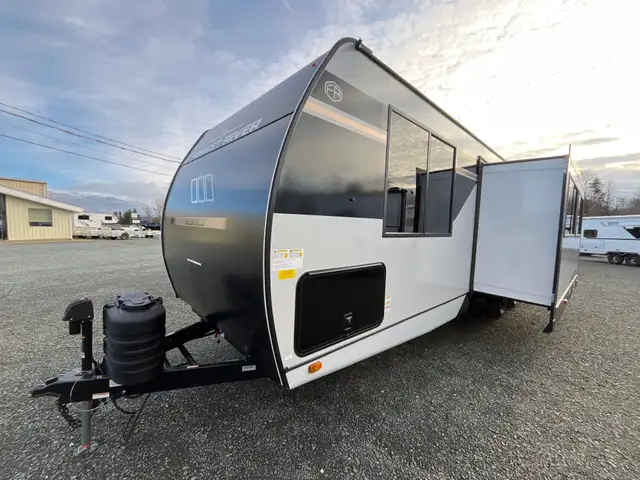 2026 Forest River VIBE EXTREME LITE in Travel Trailers & Campers in Terrace - Image 3