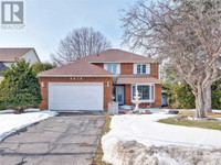 6018 VINEYARD DRIVE Ottawa, Ontario