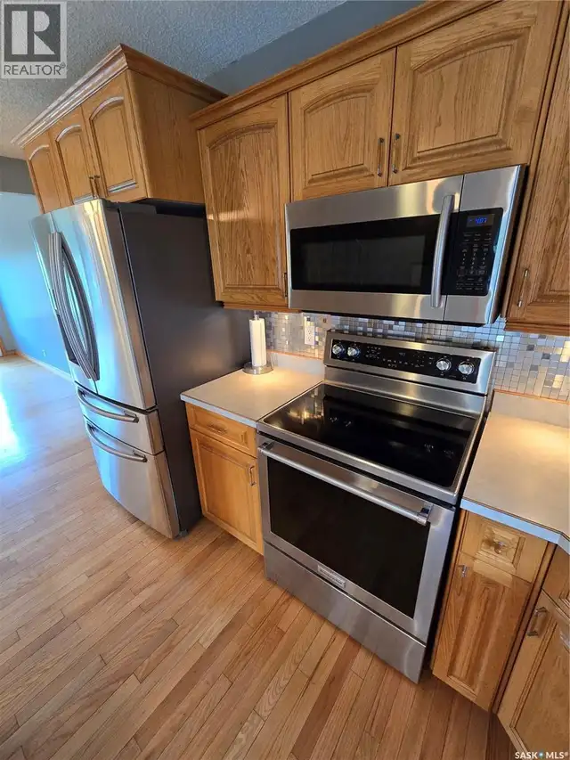 Muchowski Acreage Montmartre, Saskatchewan in Houses for Sale in Regina - Image 14