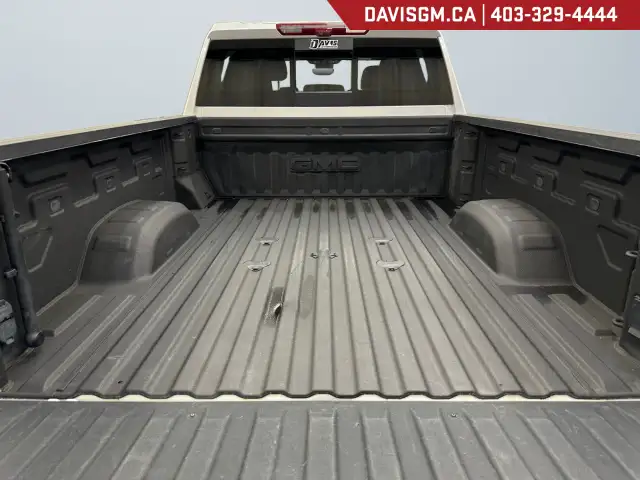 2025 GMC Sierra 3500HD Denali 4WD Crew Cab Standard Box Denali in Cars & Trucks in Lethbridge - Image 21