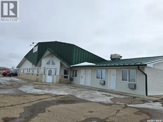 238 Sims AVENUE Weyburn, Saskatchewan in Commercial & Office Space for Sale in Regina - Image 12